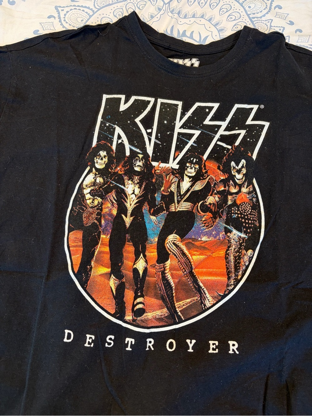 Kiss shirt
